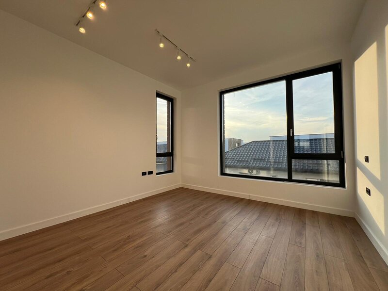 Tunari The Class Villas 3, la cheie, gata de mutare, proprietar