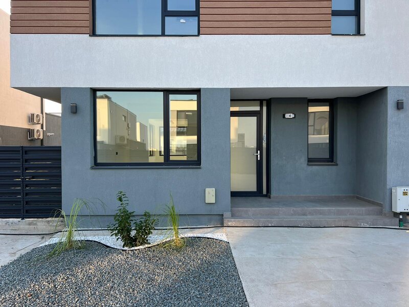 Tunari The Class Villas 3, la cheie, gata de mutare, proprietar