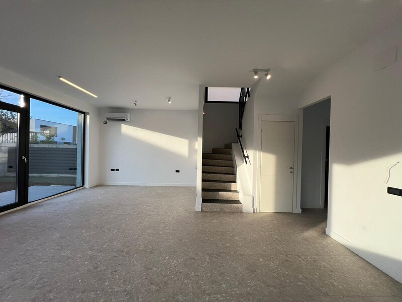 Tunari The Class Villas 3, la cheie, gata de mutare, proprietar